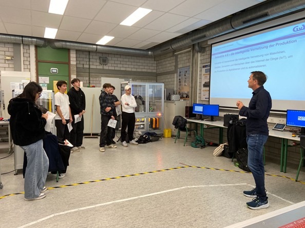 {{placeholder content='e3sgYnJpenlfZGNfaW1hZ2VfYWx0IH19' imageSrc='wp-e5d6f71006054ef6cda69d7708138386.jpg'}}